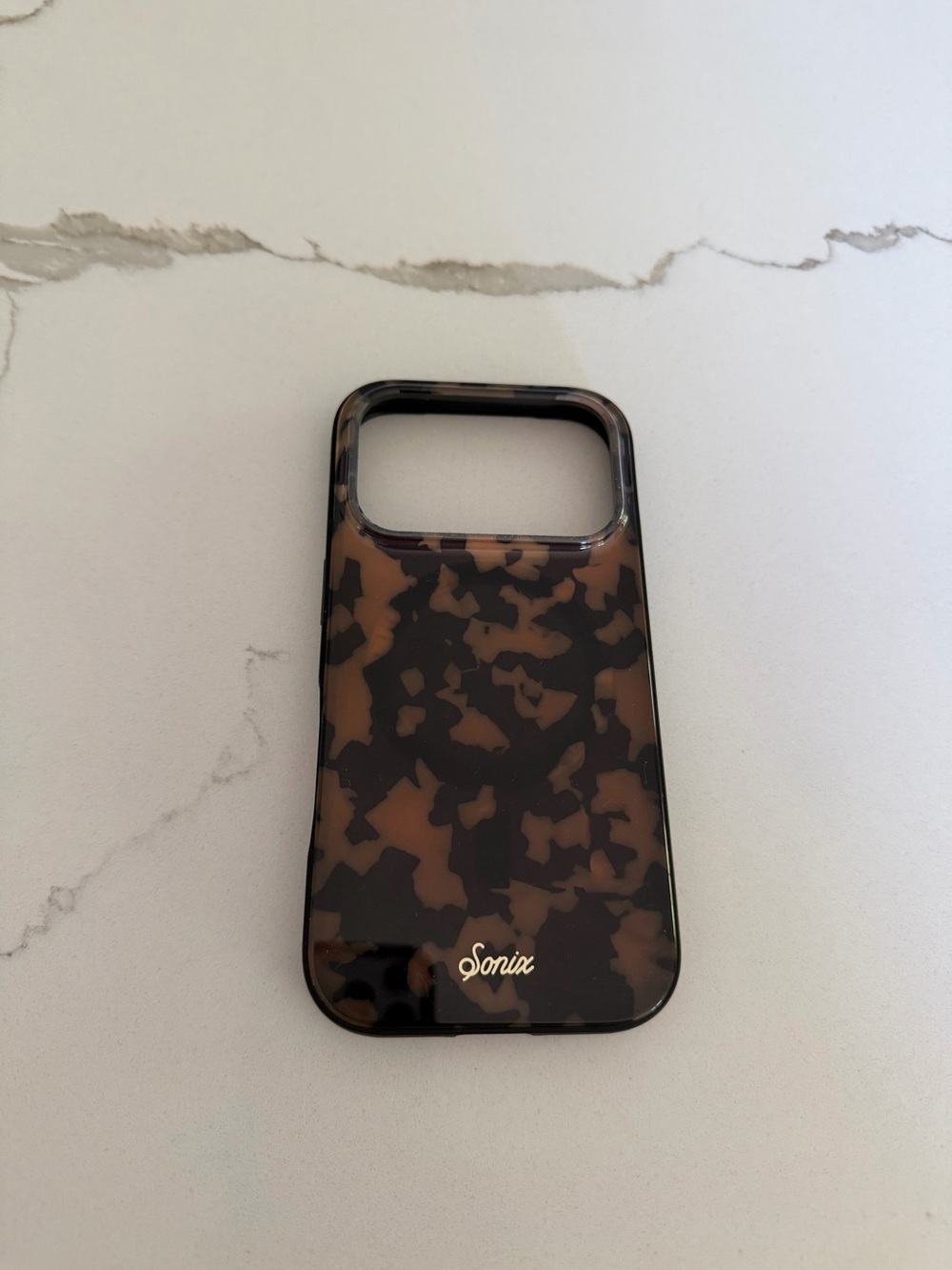 Sonix Brown Tort MagSafe 17 Pro Case